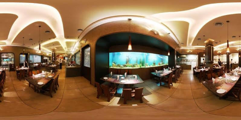 Femina Hotel Tiruchirappalli Экстерьер фото