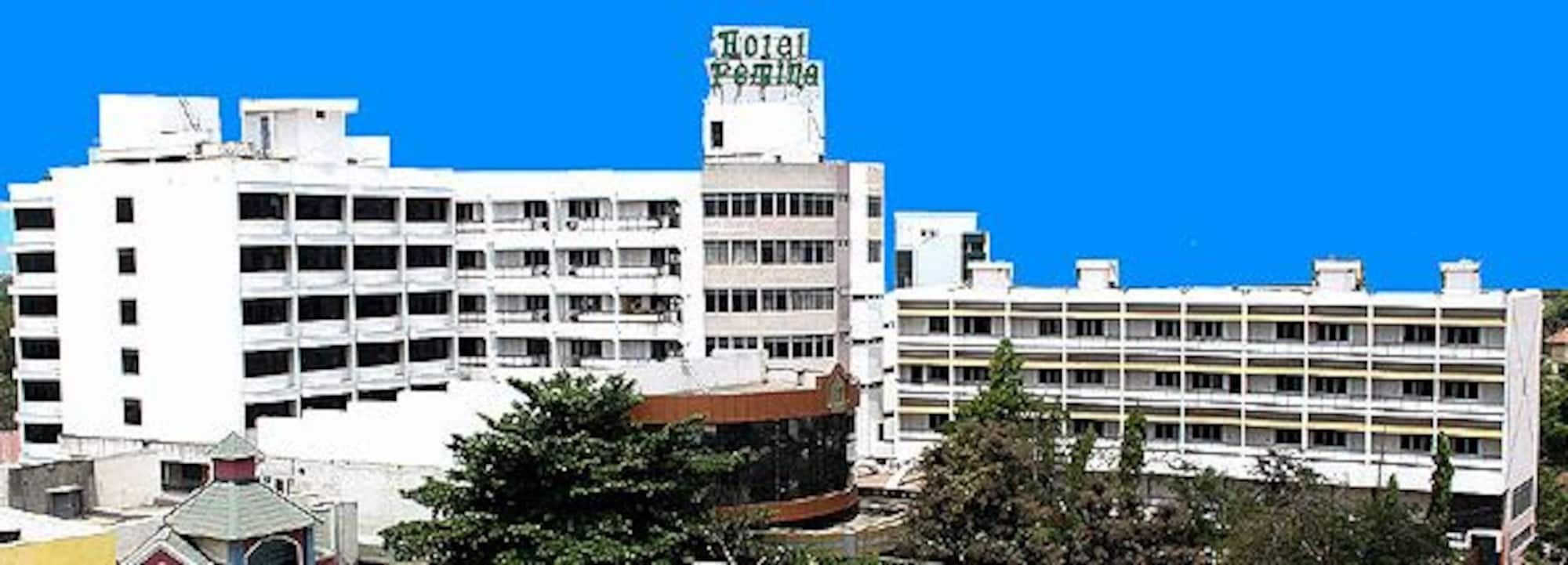 Femina Hotel Tiruchirappalli Экстерьер фото